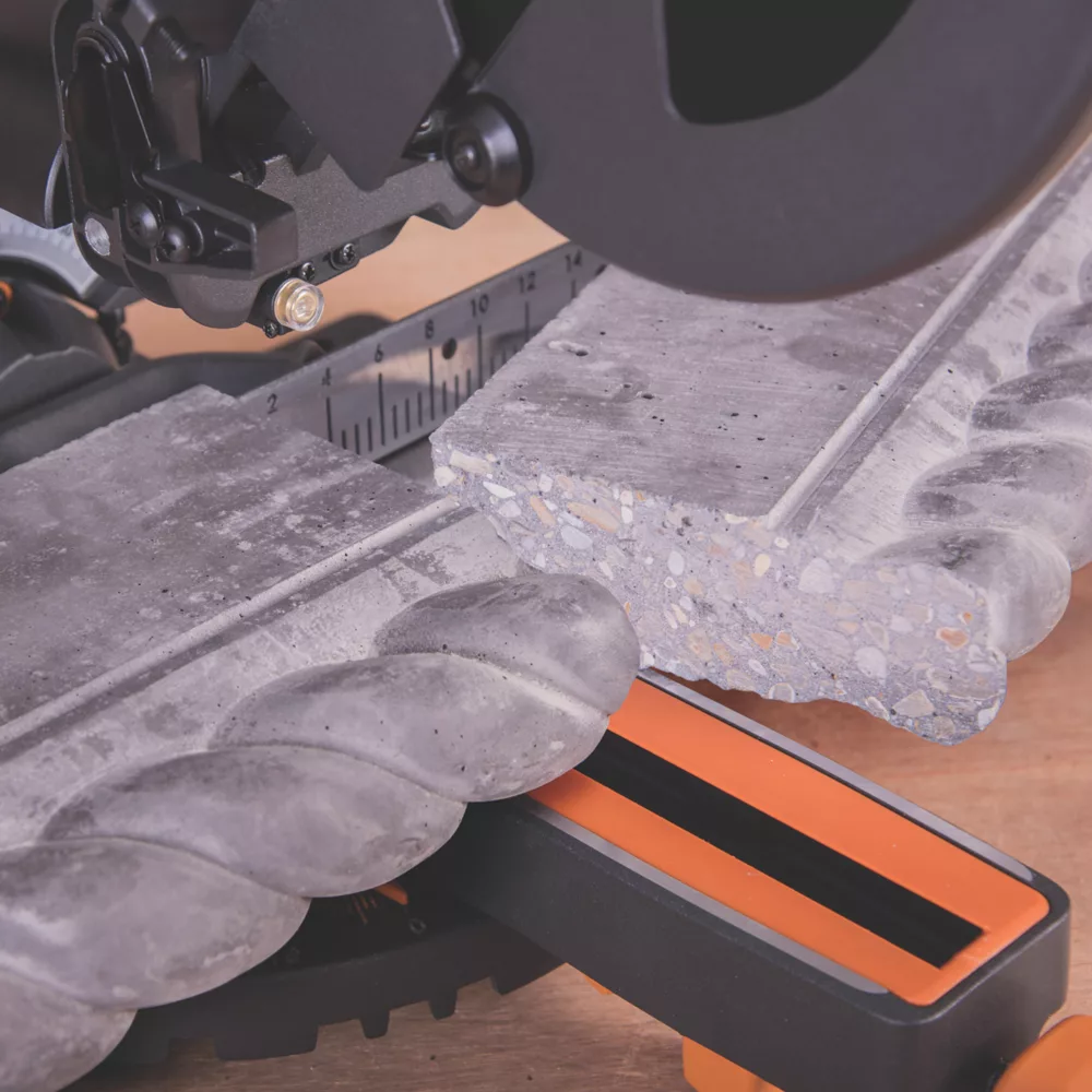 Evolution RAGEBLADE210DIAMOND Masonry Diamond Blade 210 X 25.4mm - Image 3